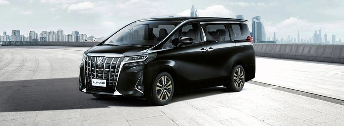 10 причин, почему обновленный Alphard — флагман легковой линейки Toyota